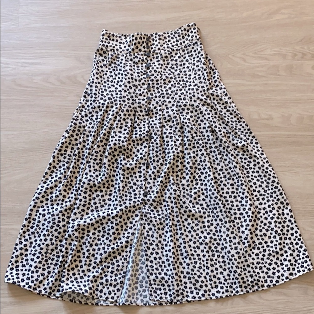 H&M floral maxi midi skirt black & white new 2